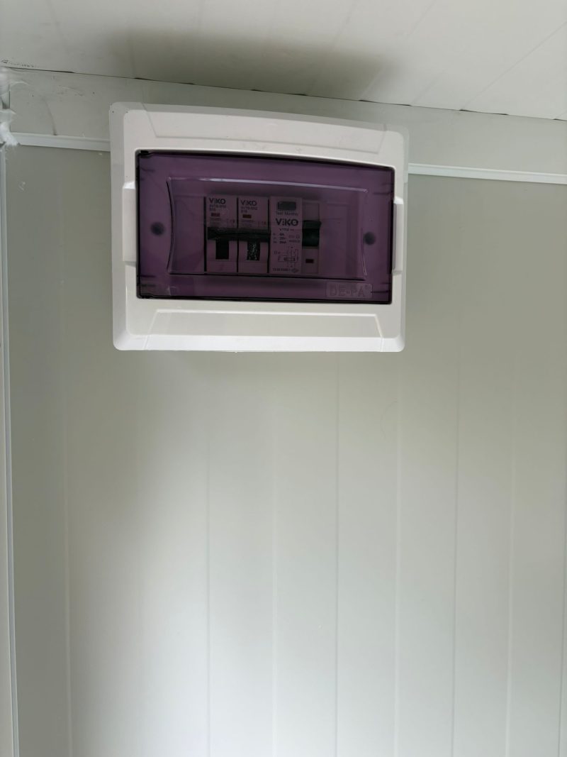 Groepenkast toilet unit luxe