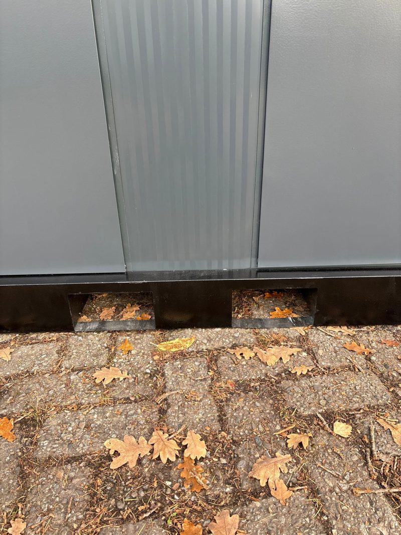 Heftruck sleuven toilet en douche unit