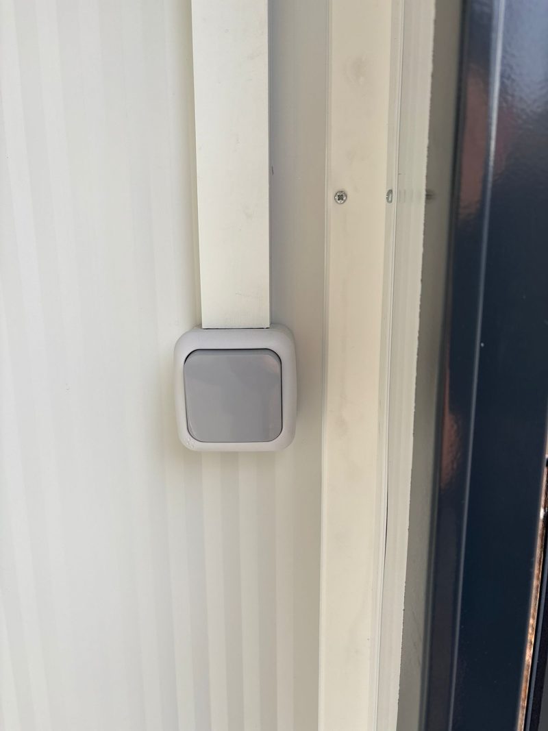 Lichtschakelaar doucheruimte toilet en douche unit