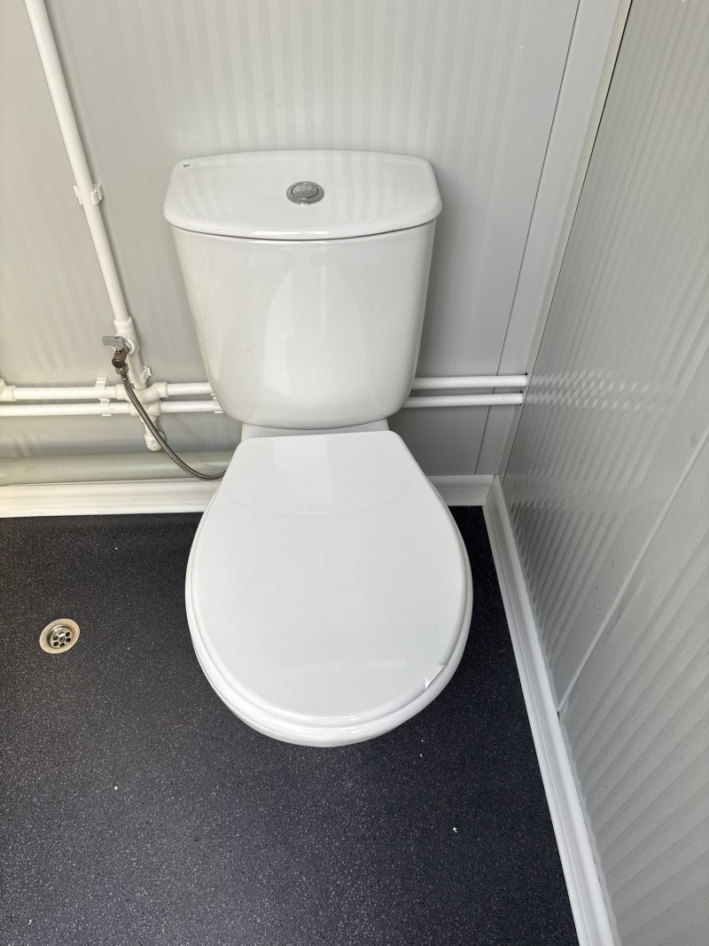 Toilet toilet en douche unit
