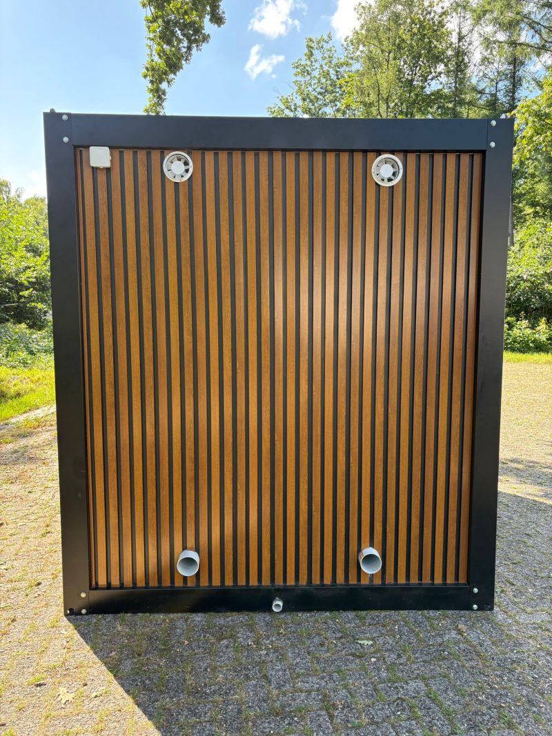 Aansluitingen badkamer unit buitenzijde