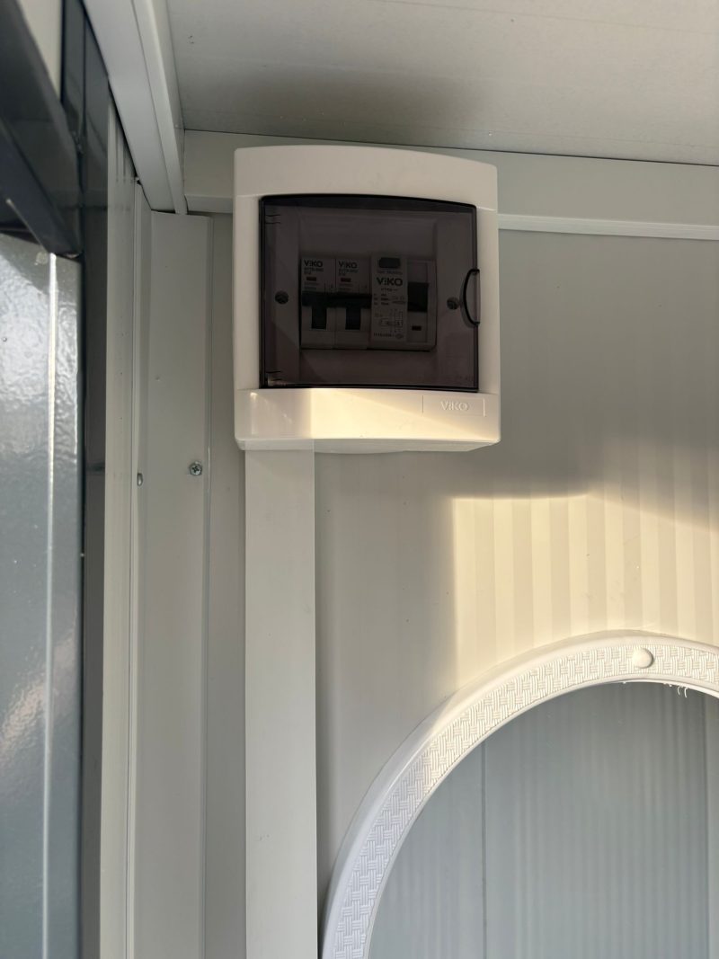 Groepenkast toilet + urinoir unit