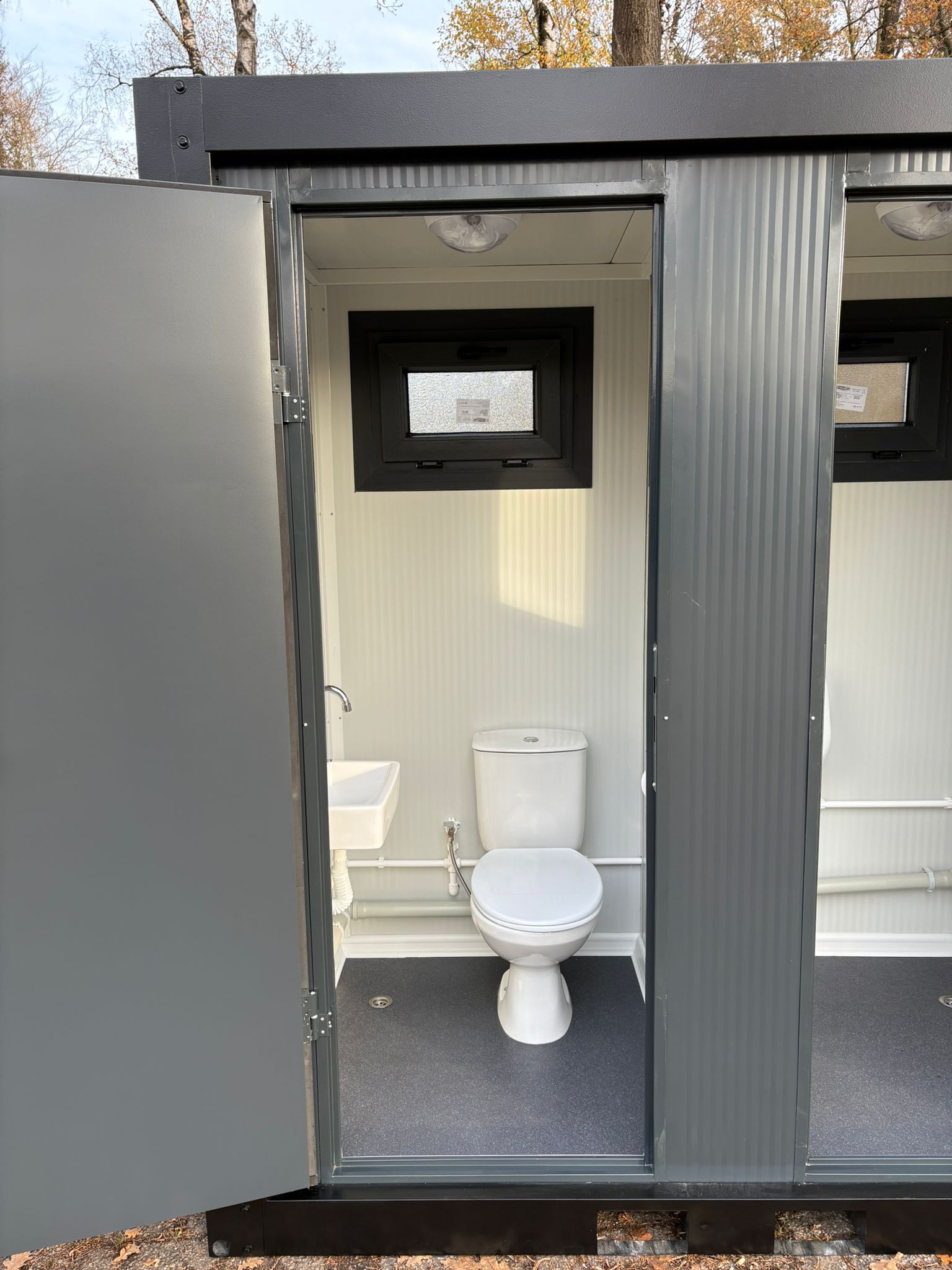 Linkerkant toilet + urinoir unit Linkerkant toilet + urinoir unit