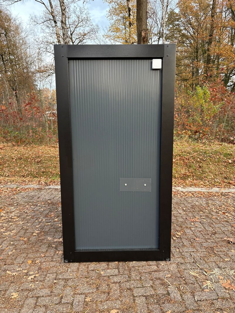 Zijkant met lasdoos toilet + urinoir unit