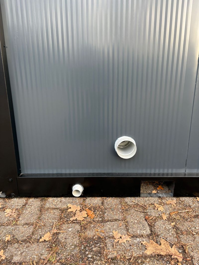 Afvoeren dubbel toilet unit