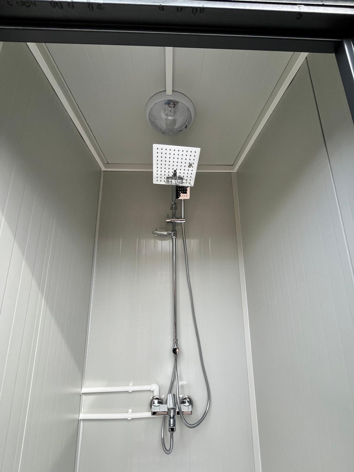 Sanitair douche ruimtes