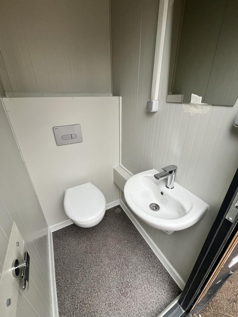 Toiletruimte binnenzijde 5