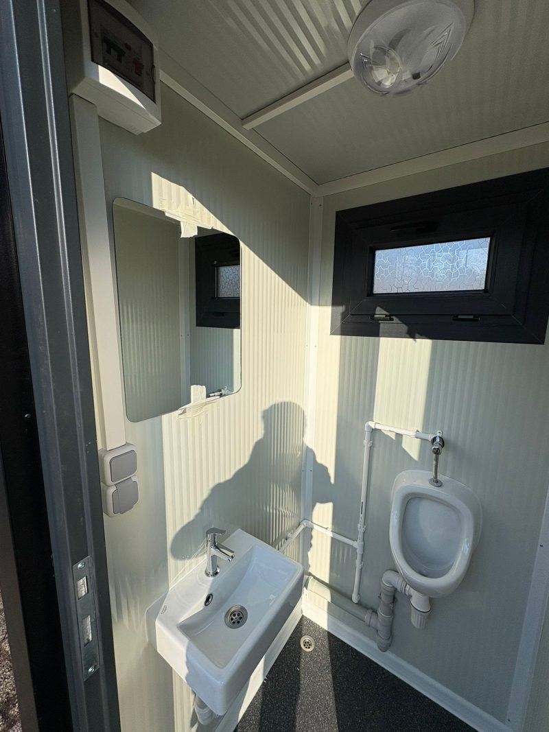 Urinoir unit binnenzijde zijkant