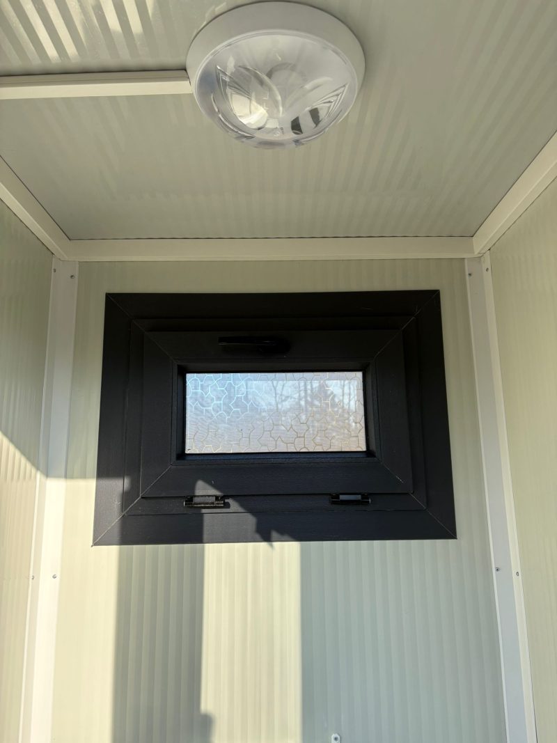 Urinoir unit draaikiepraam