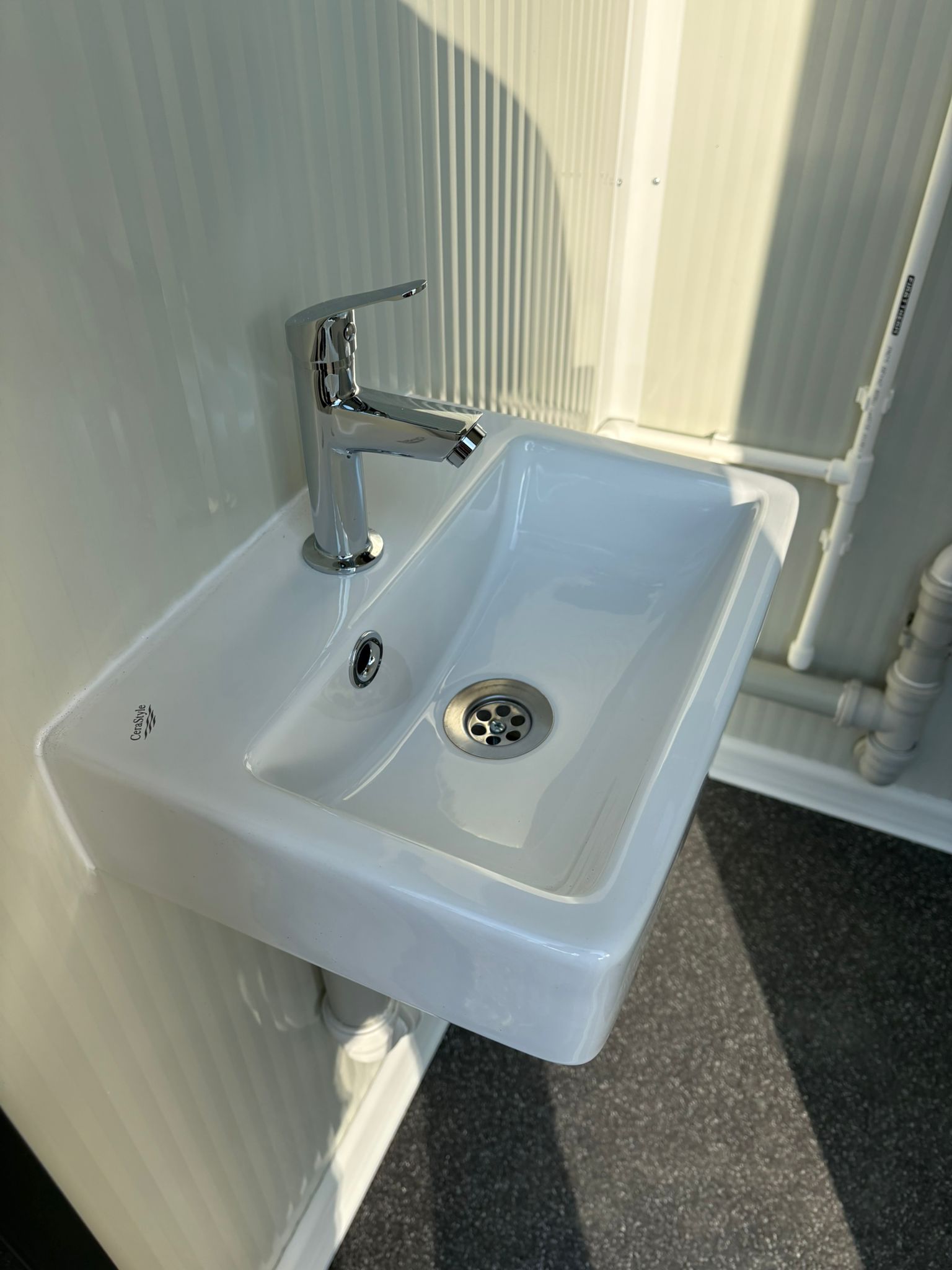 Urinoir unit fonteinset