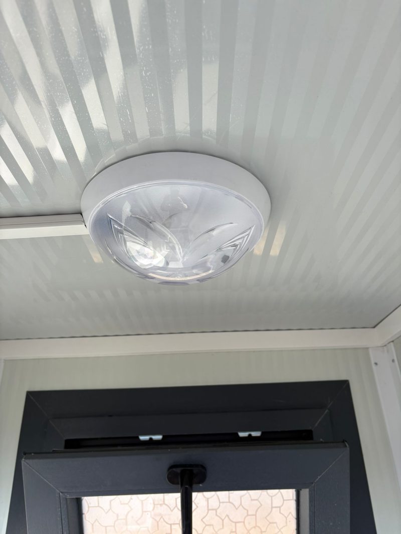 Verlichting urinoir unit